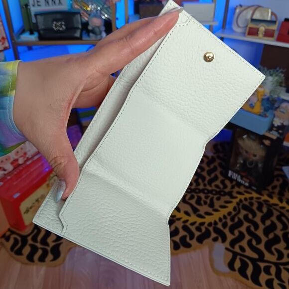 Unused BURBERRY BLUE LABEL Authentic Women Wallet White Beige Nova Check Inside - Picture 8 of 11